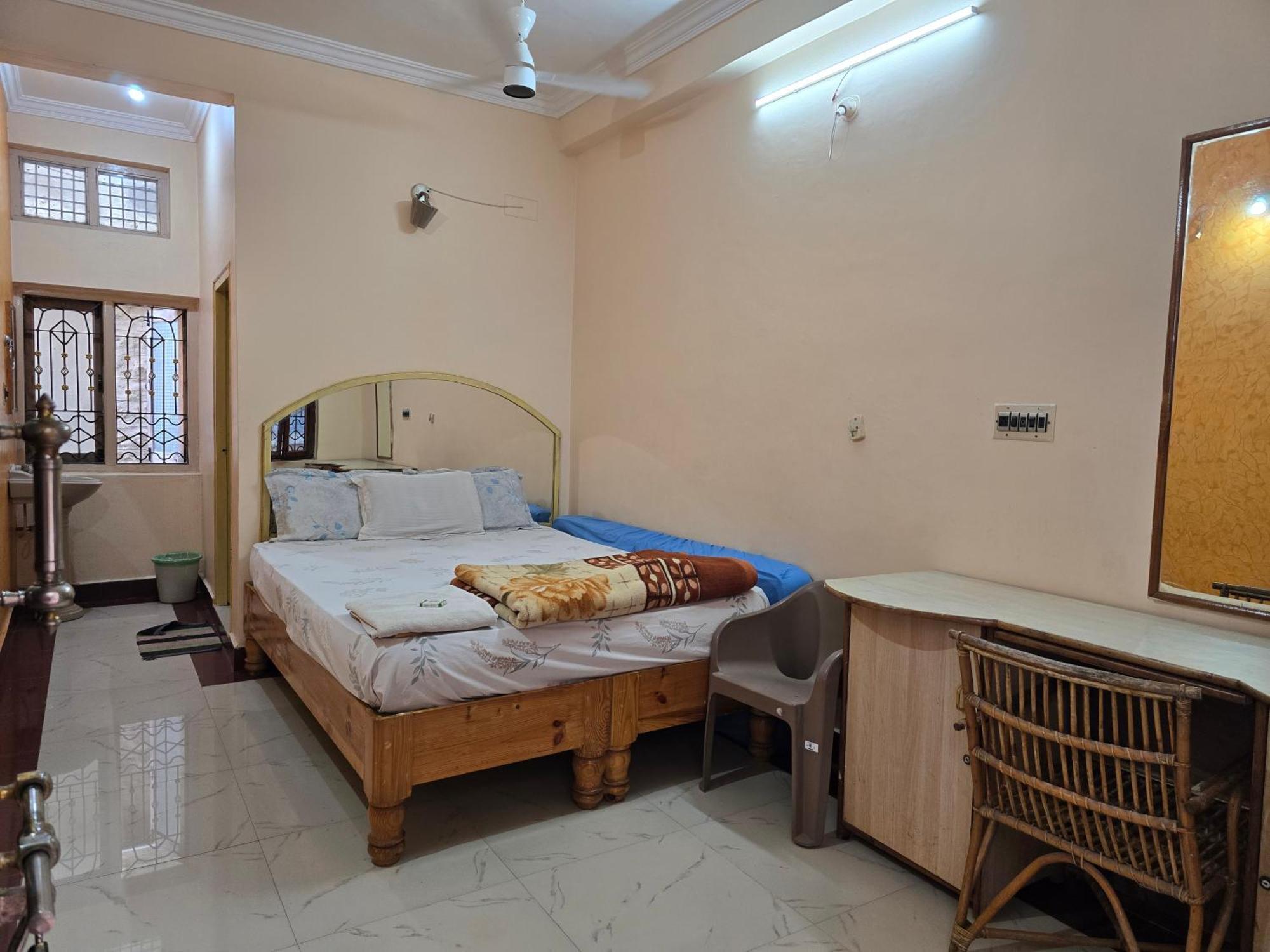 Lakshmi Heritage Tourist Home Hampi Exteriér fotografie